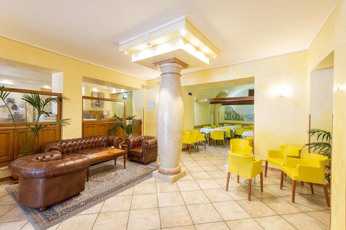 Imagen de los interiores del Hotel All'azzurro. Foto 12