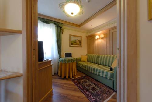 Imagen de la habitación del Hotel Alle Alpi, Someda. Foto 13
