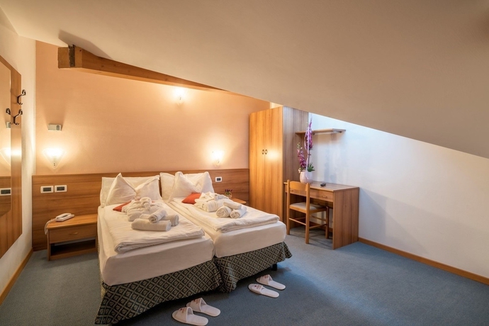 Imagen de la habitación del Hotel Alle Piramidi. Foto 9