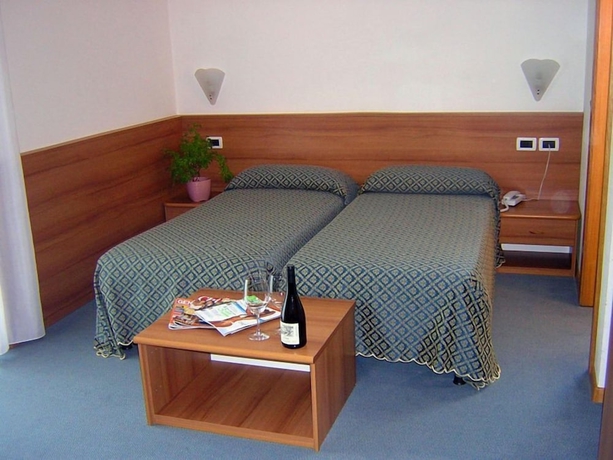 Imagen de la habitación del Hotel Alle Piramidi. Foto 12