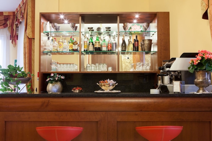 Imagen del bar/restaurante del Hotel Alle Torri. Foto 4