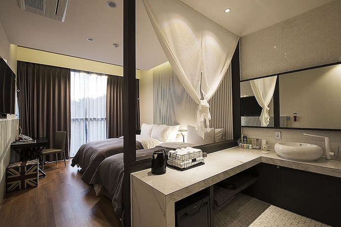 Imagen de la habitación del Hotel Allee. Foto 4