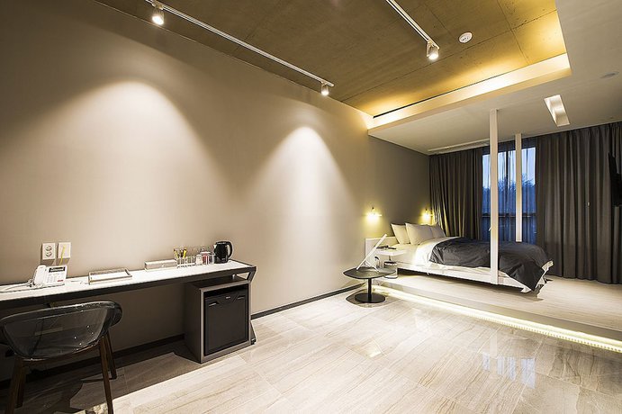 Imagen de la habitación del Hotel Allee. Foto 16