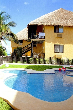 Imagen de la piscina del Hotel Allegro Playacar - All Inclusive. Foto 12