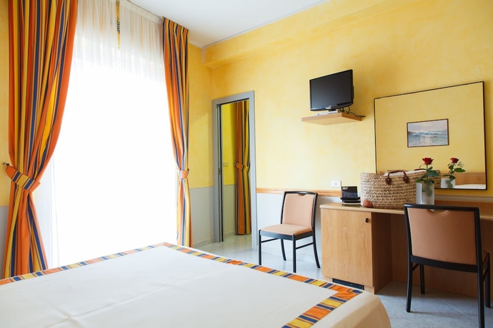 Imagen de la habitación del Hotel Allegroitalia Alassio Rosa. Foto 8