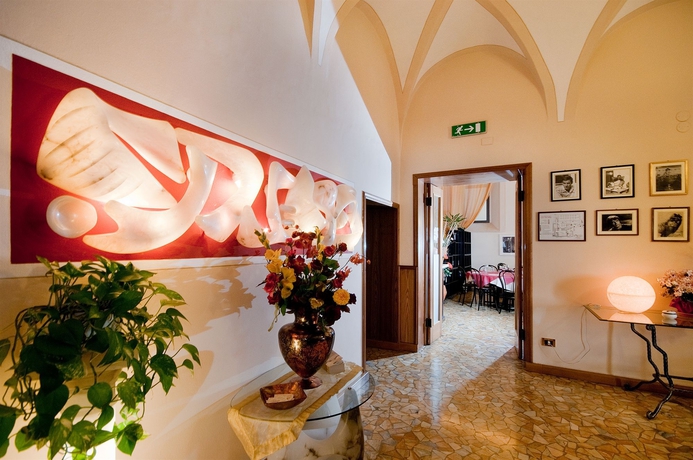 Imagen de los interiores del Hotel Allegroitalia Nazionale Volterra. Foto 13