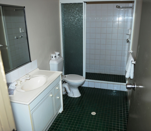 Imagen de la habitación del Hotel Allen. Foto 7