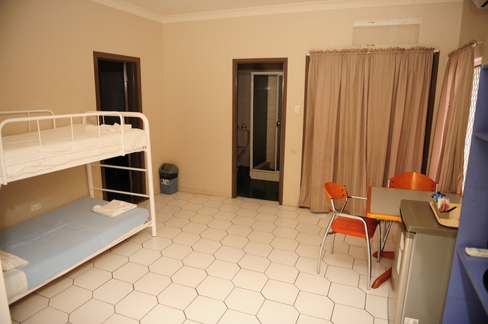 Imagen de la habitación del Hotel Allen. Foto 14