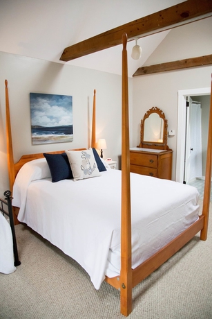 Imagen de la habitación del Hotel Allen Harbor Breeze Inn and Gardens. Foto 12