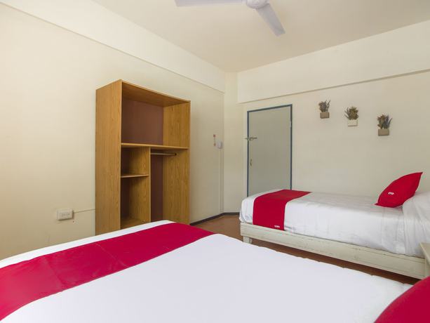 Imagen de la habitación del Hotel Allende 104. Foto 15