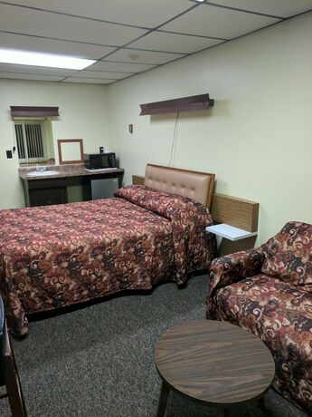 Imagen de la habitación del Hotel Allen\'s Budget Motel. Foto 3