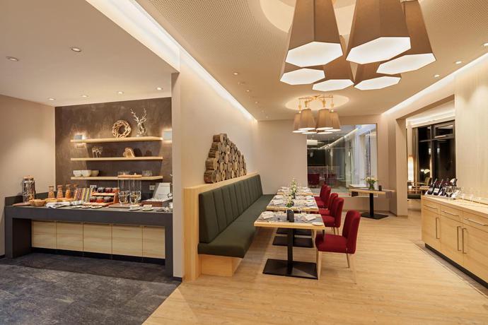 Imagen del bar/restaurante del Hotel Allgäu Art Kempten. Foto 5