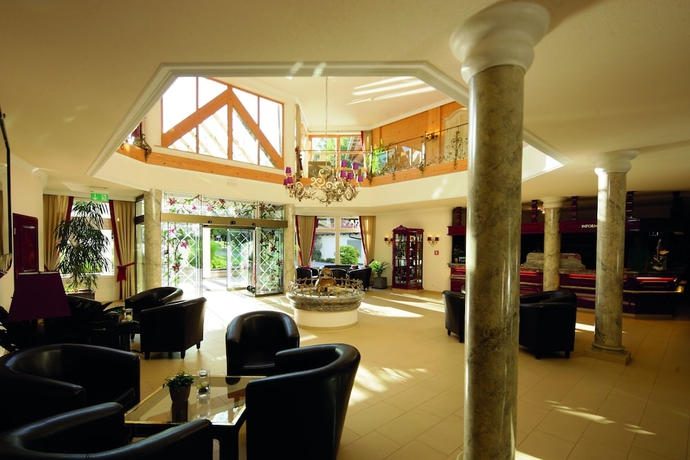 Imagen de los interiores del Hotel Allg&auml;u Resort. Foto 16