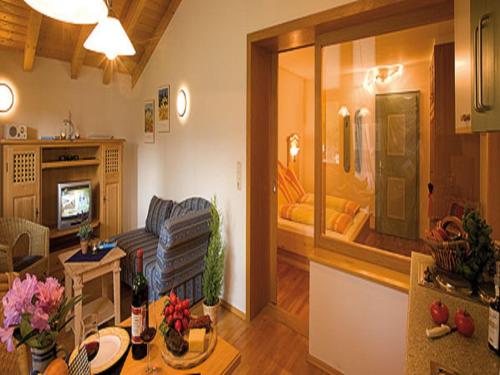 Imagen de los interiores del Hotel Allg&auml;uer Landhaus. Foto 22