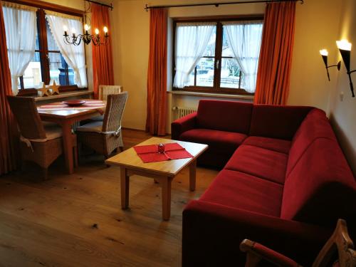 Imagen de los interiores del Hotel Allg&auml;uer Landhaus. Foto 25