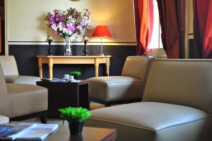 Imagen de los interiores del Hotel Alliance Lourdes. Foto 13