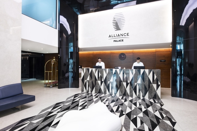 Imagen de los interiores del Hotel Alliance Palace Batumi. Foto 17