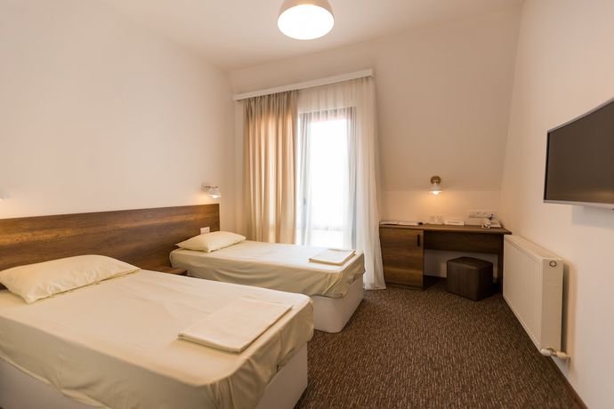 Imagen de la habitación del Hotel Alliance, Tbilisi. Foto 6