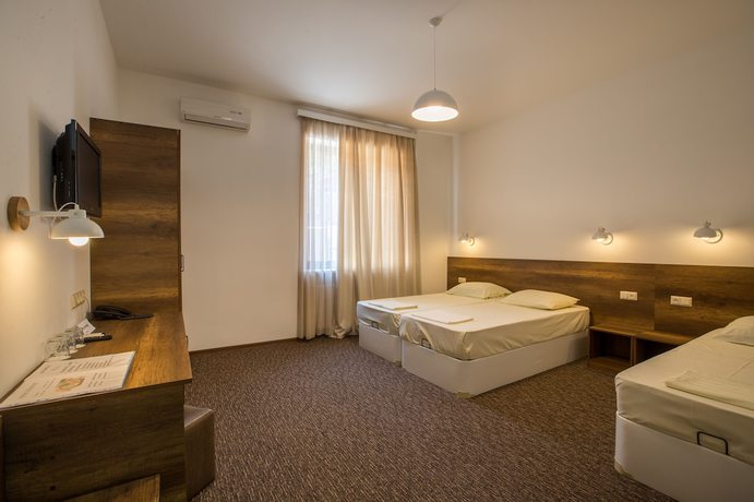 Imagen de la habitación del Hotel Alliance, Tbilisi. Foto 9
