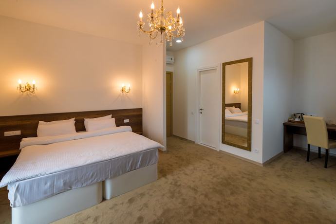 Imagen de la habitación del Hotel Alliance, Tbilisi. Foto 11