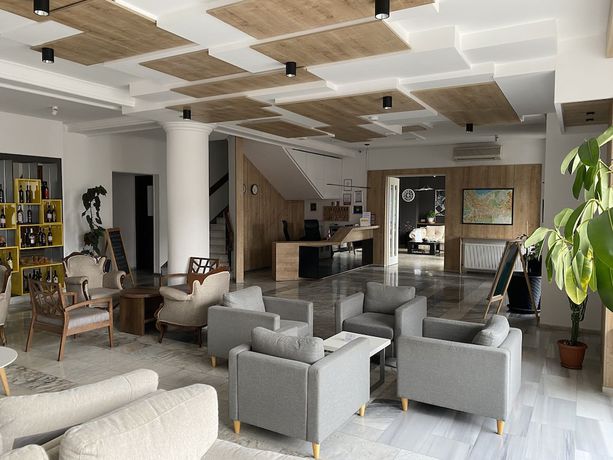 Imagen de los interiores del Hotel Alliance, Tbilisi. Foto 18