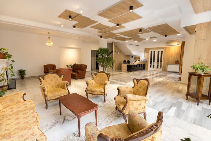 Imagen de los interiores del Hotel Alliance, Tbilisi. Foto 19