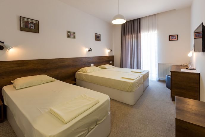 Imagen de la habitación del Hotel Alliance, Tbilisi. Foto 13