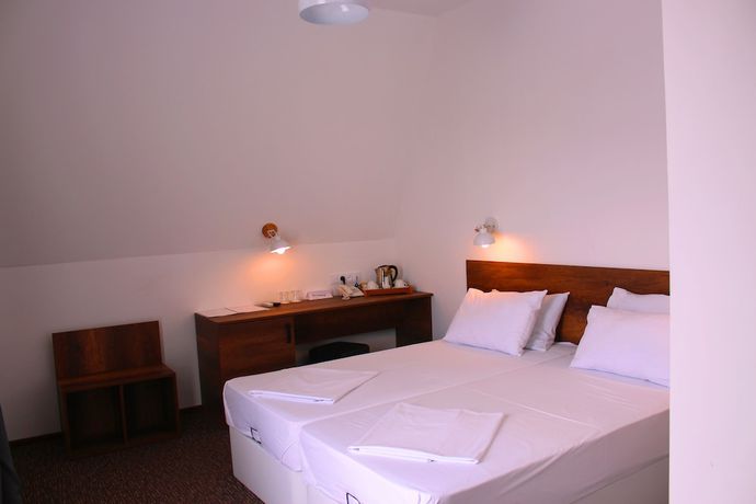 Imagen de la habitación del Hotel Alliance, Tbilisi. Foto 15