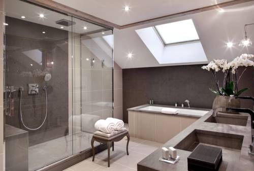 Imagen de la habitación del Hotel Allodis. Foto 6