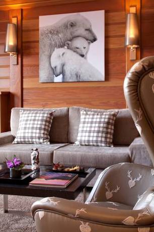 Imagen de la habitación del Hotel Allodis. Foto 13