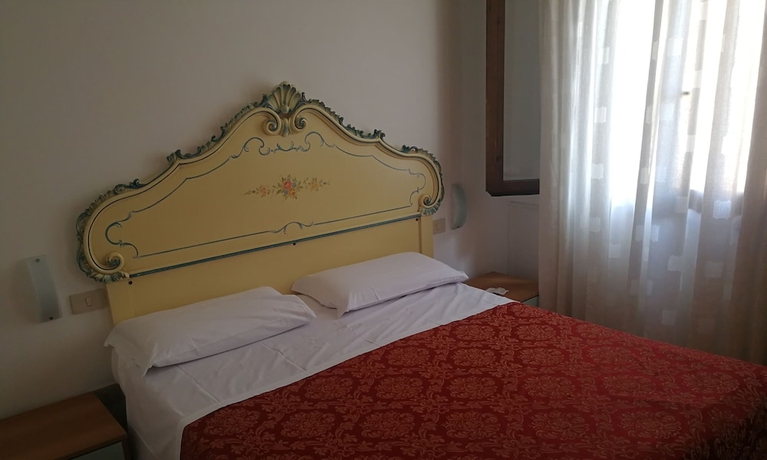 Imagen de la habitación del Hotel Alloggi Gerotto Calderan. Foto 6