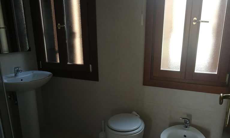 Imagen de la habitación del Hotel Alloggi Gerotto Calderan. Foto 15