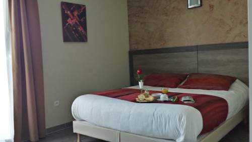 Imagen de la habitación del Hotel Allotel. Foto 15