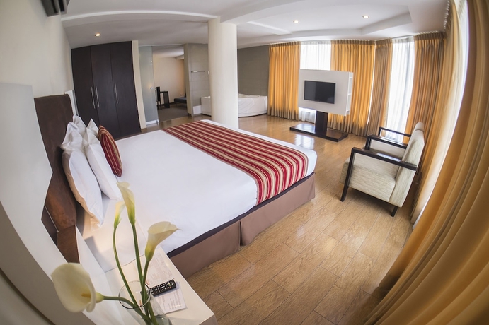 Imagen de la habitación del Hotel Allpa and Suites. Foto 7