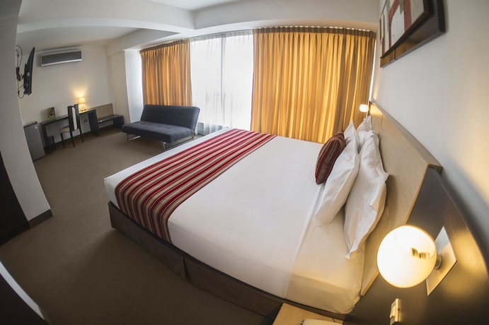 Imagen de la habitación del Hotel Allpa and Suites. Foto 8