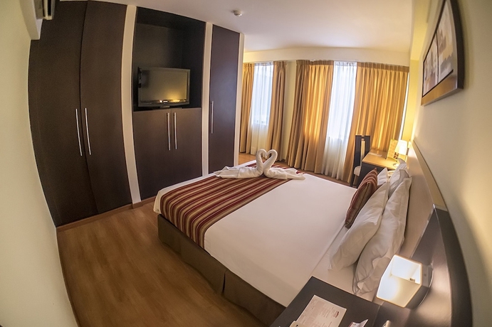 Imagen de la habitación del Hotel Allpa and Suites. Foto 12
