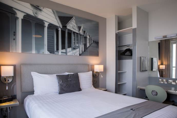 Imagen de la habitación del Hotel Allseasons. Foto 17