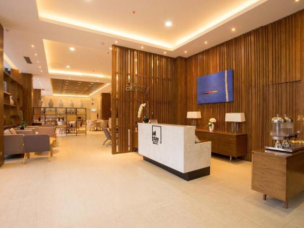 Imagen de los interiores del Hotel Allstay Semarang. Foto 6