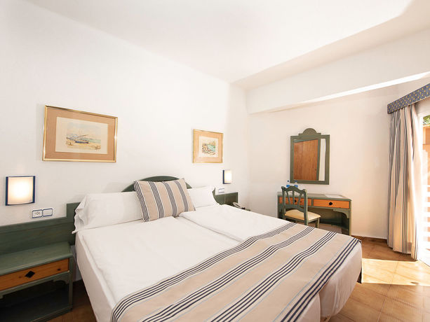 Imagen de la habitación del Hotel Allsun Bella Paguera. Foto 4
