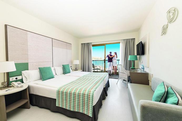 Imagen de la habitación del Hotel Allsun Lux de Mar. Foto 4