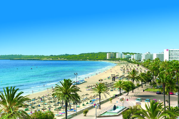 Imagen de los exteriores del Hotel Allsun Sumba. Foto 4