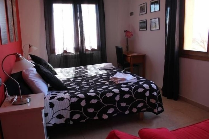 Imagen general del Hotel Allucant. Foto 6