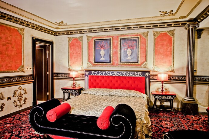 Imagen de la habitación del Hotel Allur. Foto 12