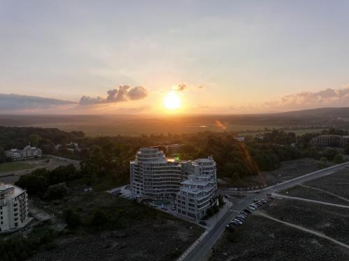 Imagen general del Hotel Allure Beach Resort Aparthotel. Foto 12