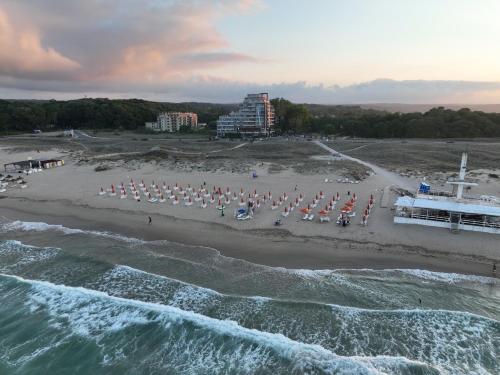 Imagen general del Hotel Allure Beach Resort Aparthotel. Foto 13