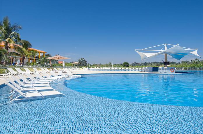 Imagen general del Hotel Allure Cafe Mocawa Resort By Karisma. Foto 4