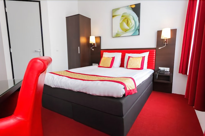 Imagen de la habitación del Hotel Allure. Foto 10