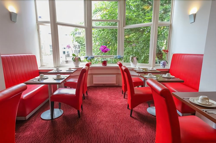 Imagen del bar/restaurante del Hotel Allure. Foto 4