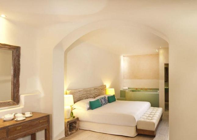 Imagen general del Hotel Allure Suites, Thira Municipal Unit. Foto 3