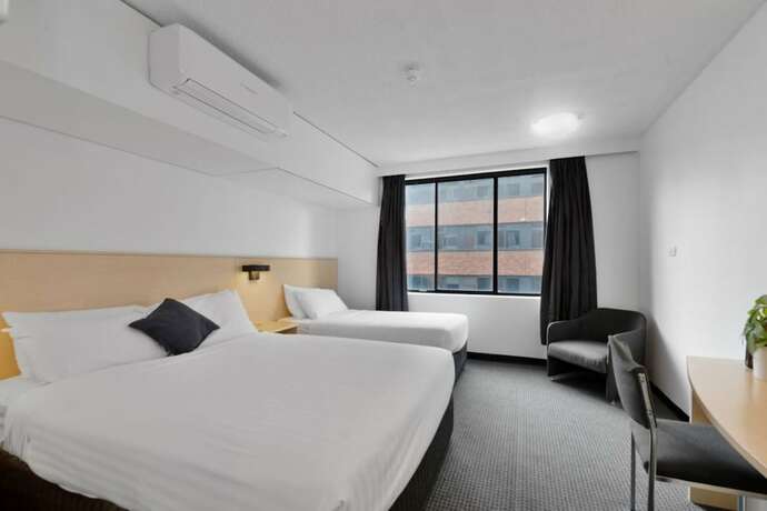 Imagen de la habitación del Hotel Allurity. Foto 14